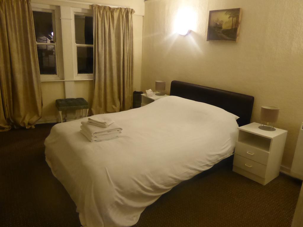 Kings Arms Hotel Penryn Oda fotoğraf