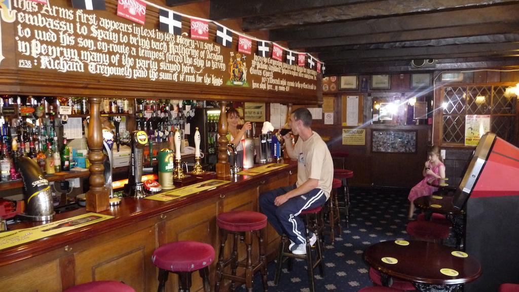 Kings Arms Hotel Penryn Dış mekan fotoğraf